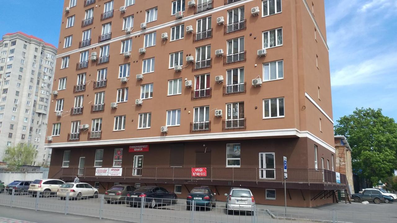 Белая Студия Вокзал Харьков-Пассажирский Exteriér fotografie